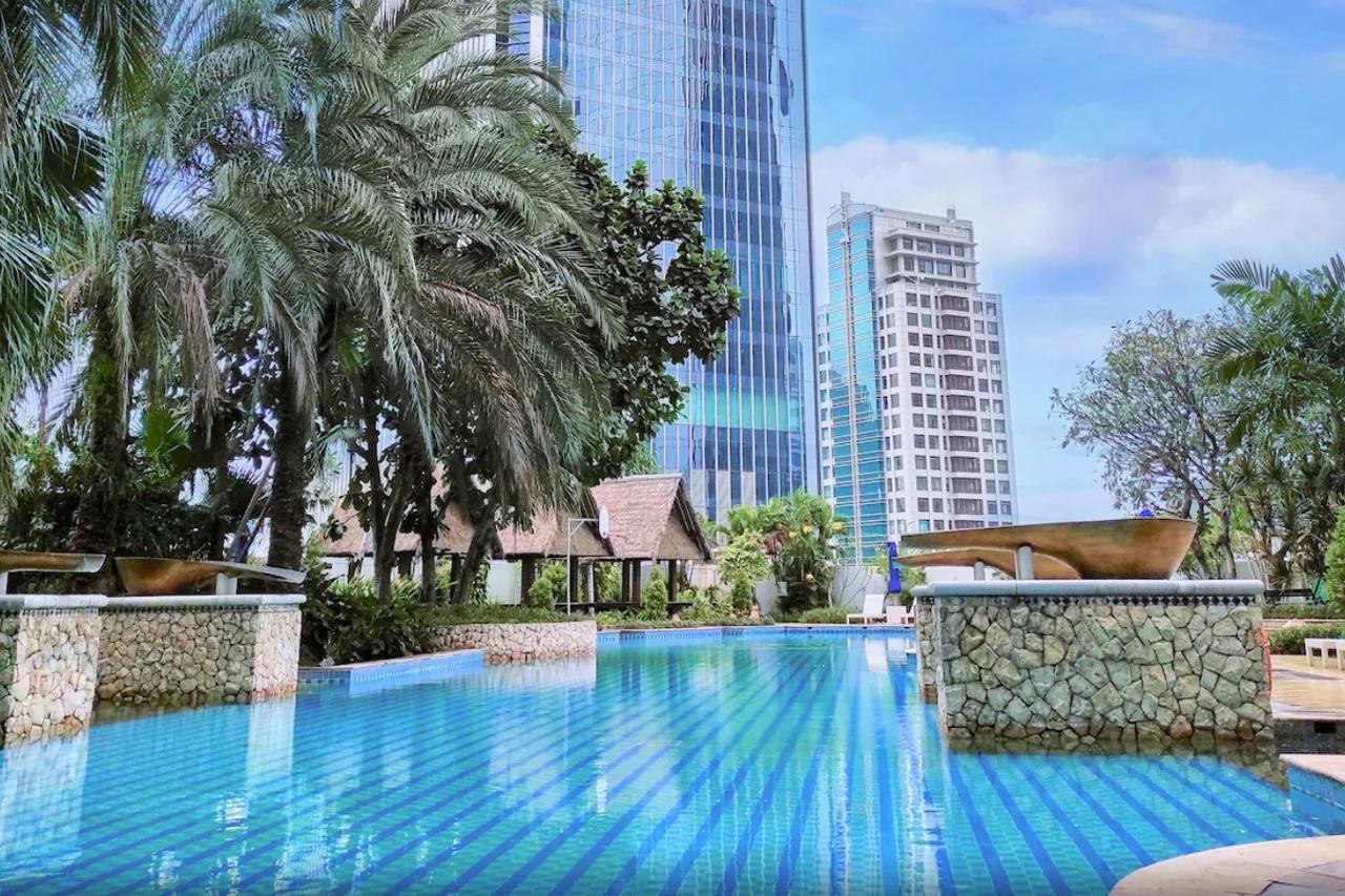 The Ritz-Carlton Jakarta, Mega Kuningan Hotel Exterior foto